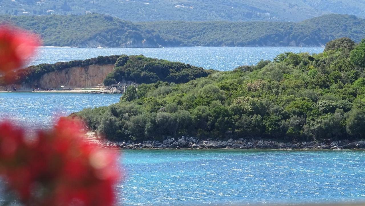 Hotel Queen Margaret Seaside Ksamil Exterior foto